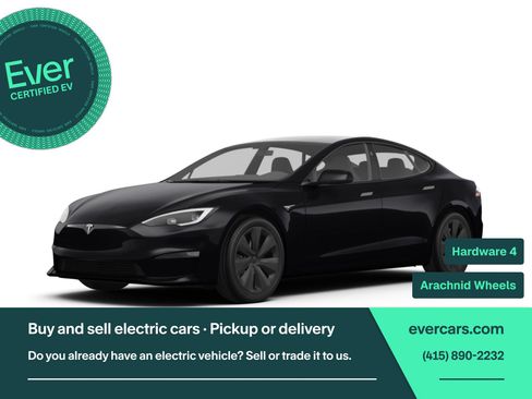 Used 2023 Tesla Model S Plaid image 1