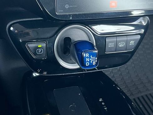 Used 2021 Toyota Prius Prime Limited image 28