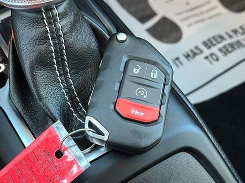 Used 2020 Jeep Wrangler Unlimited Sahara w/ Cold Weather Group image 19