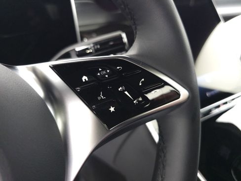 Certified 2026 Mercedes-Benz GLC 300 4MATIC image 12