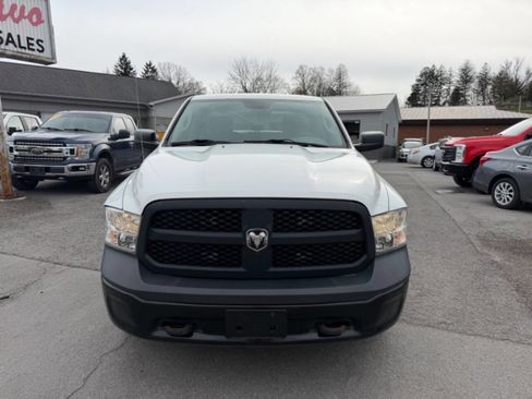 Used 2014 RAM 1500 4x4 Crew Cab w/ Remote Start & Security Group image 8