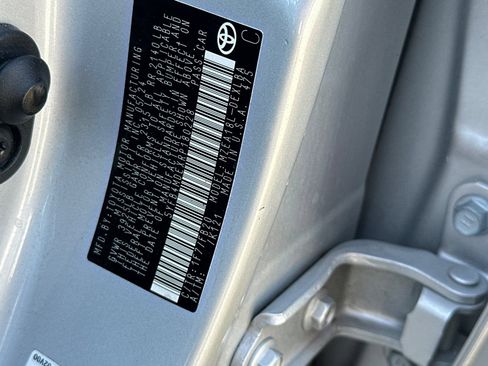 Certified 2024 Toyota Corolla LE FWD image 53