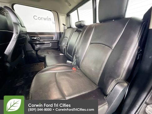 Used 2016 RAM 1500 Laramie w/ Convenience Group image 25