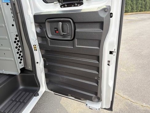 New 2025 GMC Savana 2500 w/ Driver Convenience Package RWD image 16