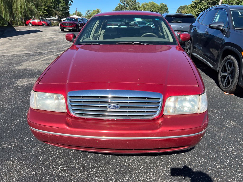 Used 1999 Ford Crown Victoria LX RWD image 2