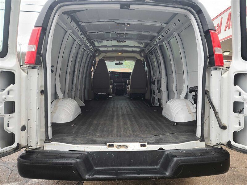 Used 2021 Chevrolet Express 2500 Extended w/ Driver Convenience Package RWD image 26