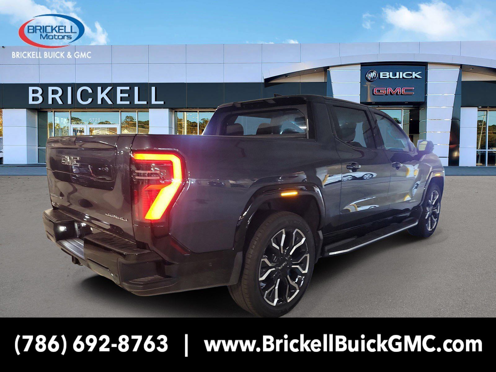 New 2025 GMC Sierra EV Denali AWD/4WD image 3
