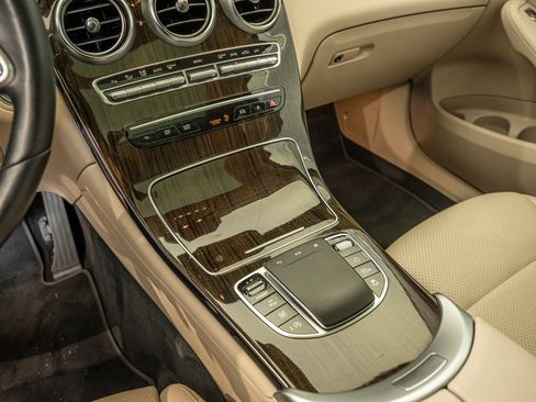 Certified 2022 Mercedes-Benz GLC 300 4MATIC image 26