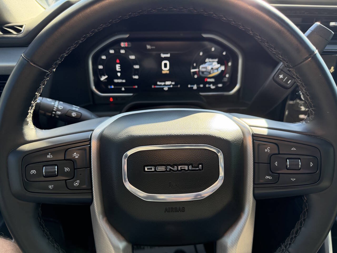 Used 2026 GMC Sierra 2500 Denali AWD/4WD image 17