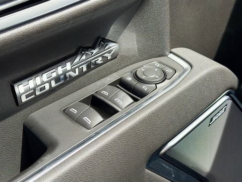 New 2026 Chevrolet Silverado 1500 High Country AWD/4WD image 19