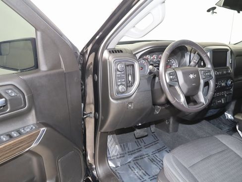Used 2021 Chevrolet Silverado 1500 RST image 42