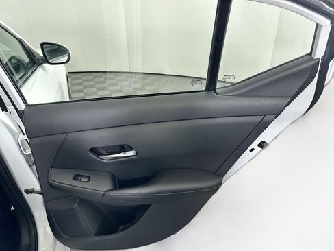 Used 2023 Nissan Sentra SV image 28