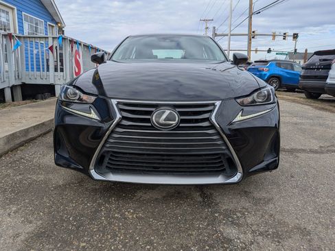 Used 2017 Lexus IS 300 AWD w/ Premium Package image 9