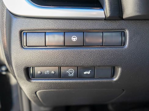 Used 2025 Nissan Rogue SV w/ Rock Creek Premium Package image 17