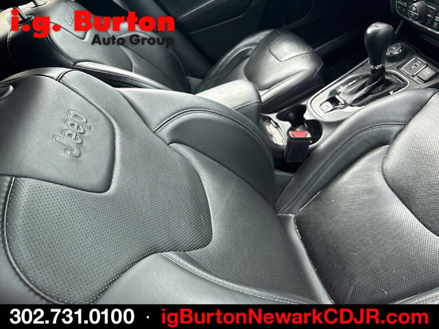 Used 2020 Jeep Cherokee Limited AWD/4WD image 7