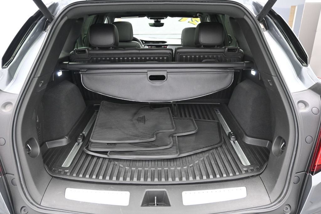 Used 2021 Cadillac XT5 Premium Luxury AWD/4WD image 28