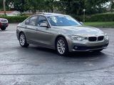 Used 2018 BMW 320i Sedan image 3