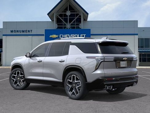 New 2026 Chevrolet Traverse High Country FWD image 3