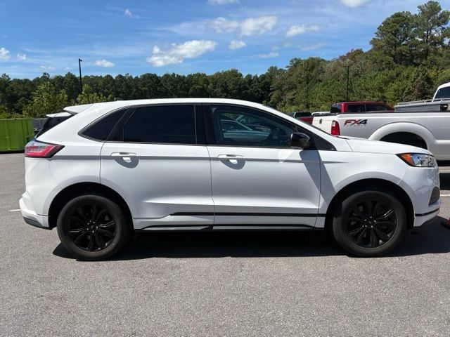 Used 2024 Ford Edge SE w/ Black Appearance Package AWD/4WD image 6