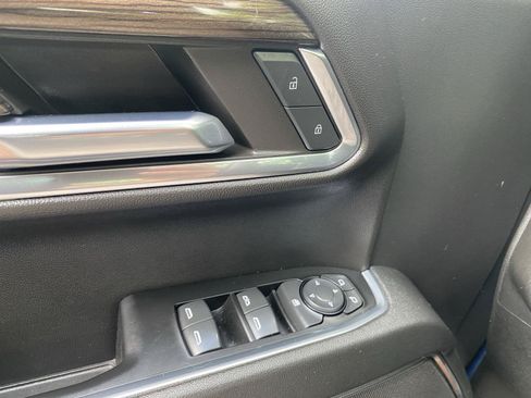 Certified 2024 Chevrolet Silverado 1500 LT AWD/4WD image 19