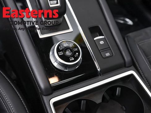 Used 2023 Mitsubishi Outlander SE image 20