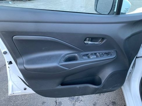 Used 2025 Nissan Versa SV w/ Trunk Package FWD image 11
