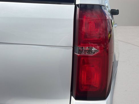 Used 2017 Chevrolet Tahoe Premier AWD/4WD image 58