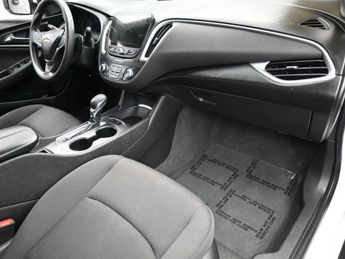 Used 2024 Chevrolet Malibu LT FWD image 41