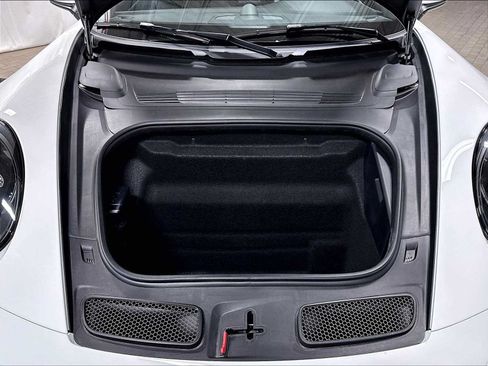 Used 2026 Porsche 911 GT3 RWD image 38