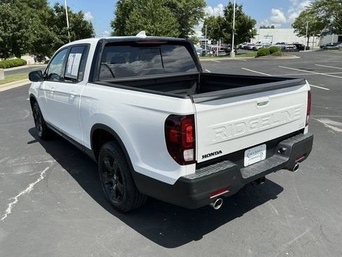 Used 2026 Honda Ridgeline Black Edition image 8