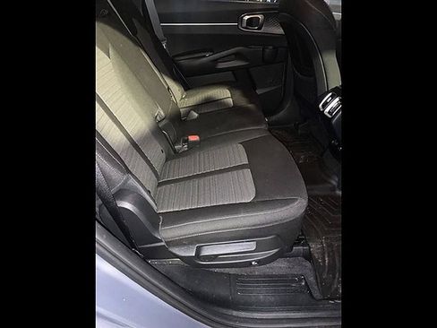 Used 2023 Kia Sorento LX AWD/4WD image 12