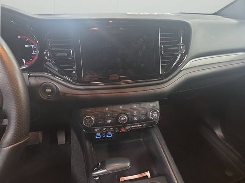 Used 2025 Dodge Durango GT AWD/4WD image 22
