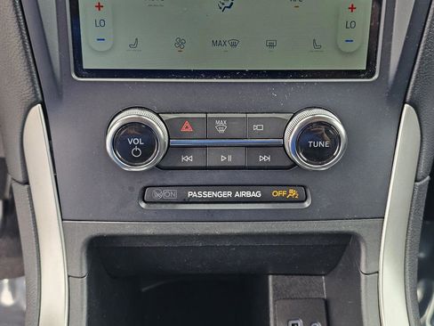 Used 2023 Ford Edge SEL image 28