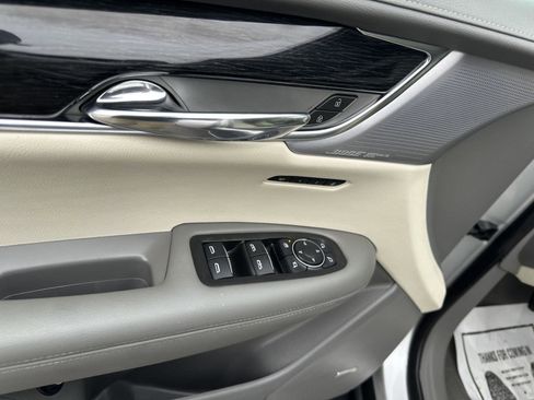 Used 2020 Cadillac XT6 Premium Luxury image 6