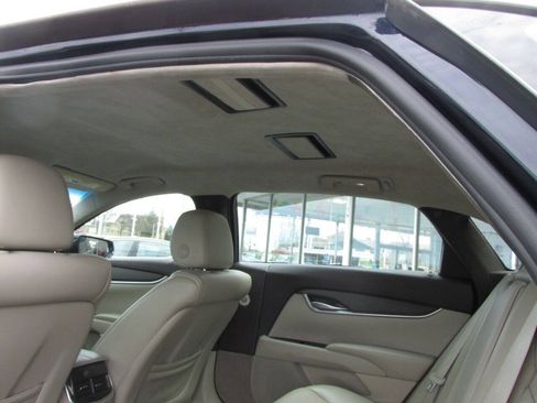 Used 2015 Cadillac XTS Limousine FWD image 14