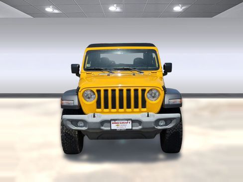 Used 2019 Jeep Wrangler Sport AWD/4WD image 6