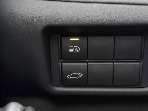 New 2026 Toyota Highlander XLE image 34