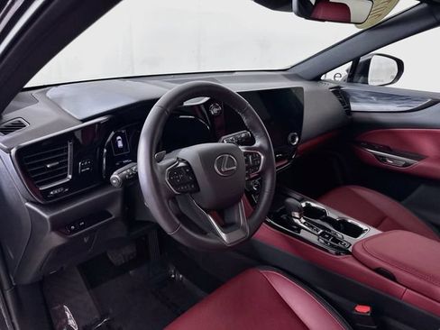 Used 2025 Lexus NX 350 AWD w/ Premium Package image 9
