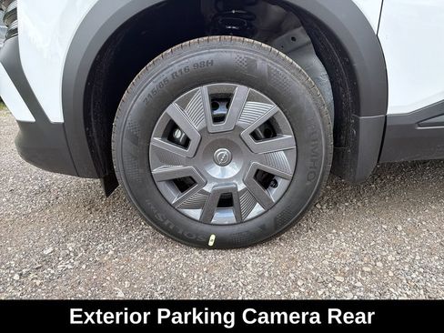 Used 2026 Nissan Kicks S FWD image 32