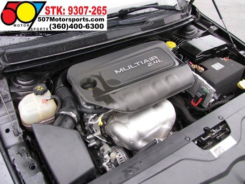 Used 2016 Chrysler 200 Limited FWD image 21