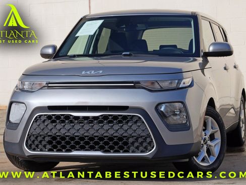 Used 2022 Kia Soul LX w/ Technology Package FWD image 1