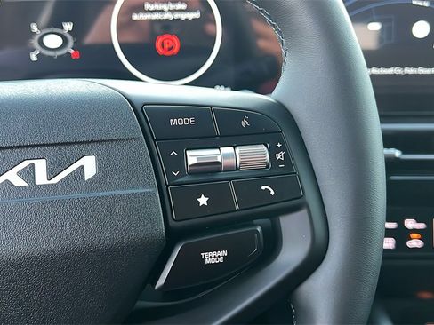 New 2026 Kia Sportage SX image 18