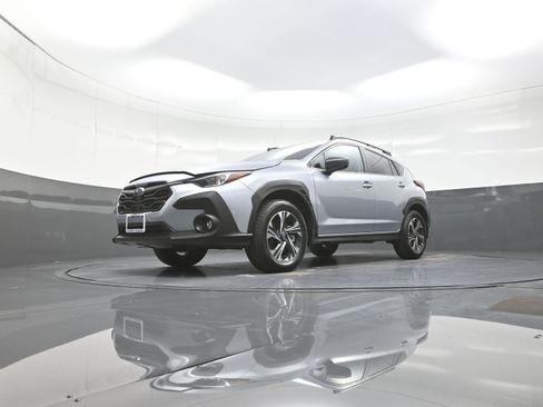 Used 2026 Subaru Crosstrek 2.0i Premium image 11