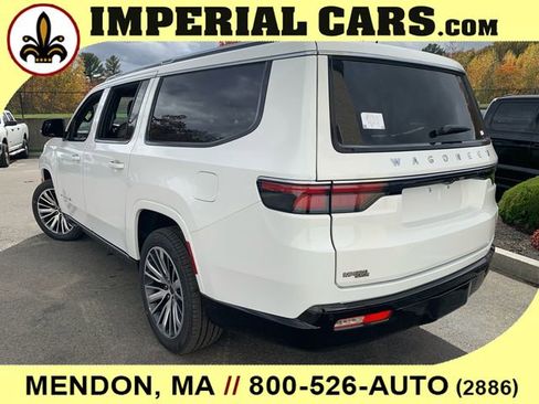 New 2025 Jeep Wagoneer L Series II image 9