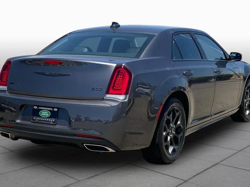Used 2022 Chrysler 300 Touring L w/ Popular Equipment Group AWD/4WD image 12