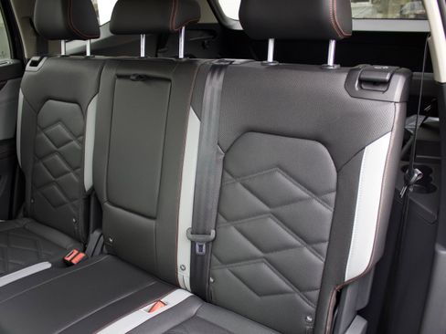 New 2026 Volkswagen Atlas Peak Edition image 27