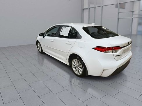 Used 2024 Toyota Corolla LE w/ LE Convenience Package FWD image 6