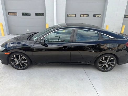 Used 2021 Honda Civic Sport image 8