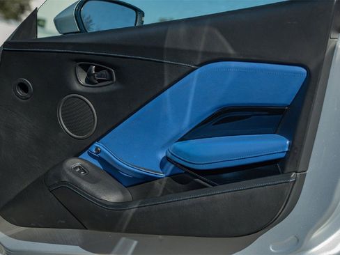 Used 2020 Aston Martin V8 Vantage Coupe image 33