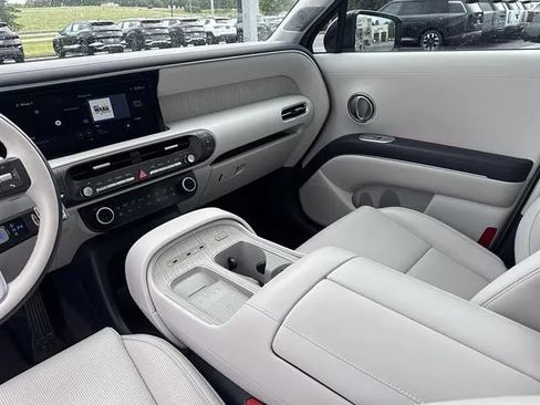 Used 2026 Hyundai Palisade Calligraphy AWD/4WD image 11